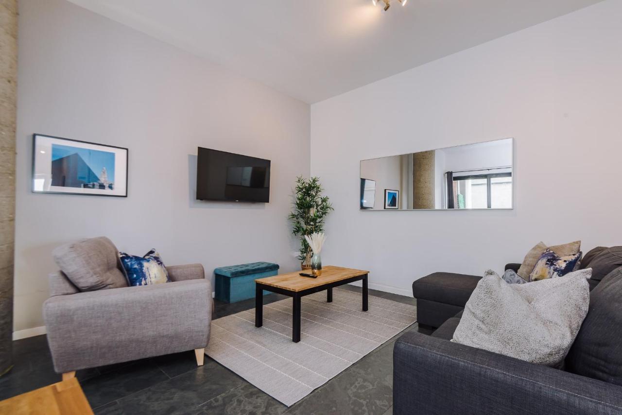 Holiday home Beautiful 2 Bed Apartment - Super Central - Recently Renovated - Sleeps 8 Liverpool