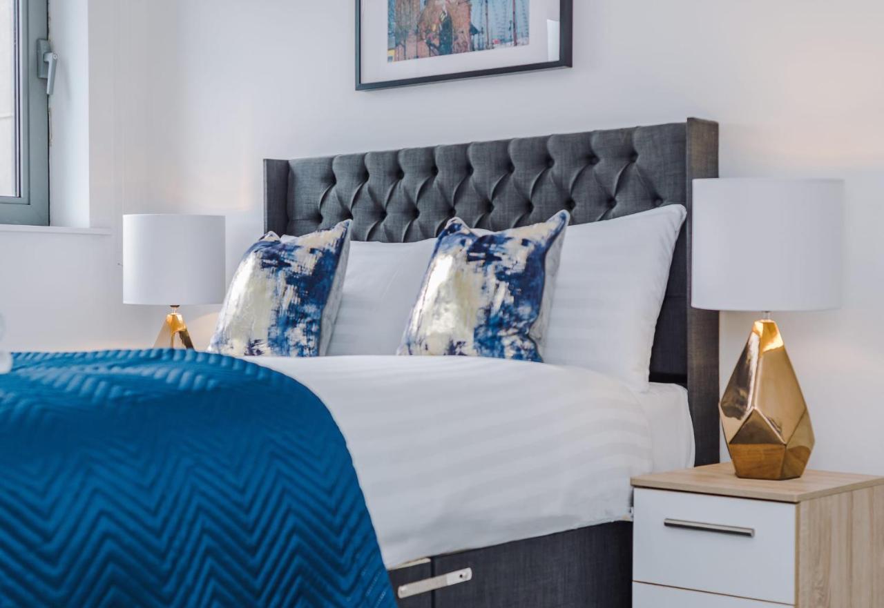 Holiday home Beautiful 2 Bed Apartment - Super Central - Recently Renovated - Sleeps 8
